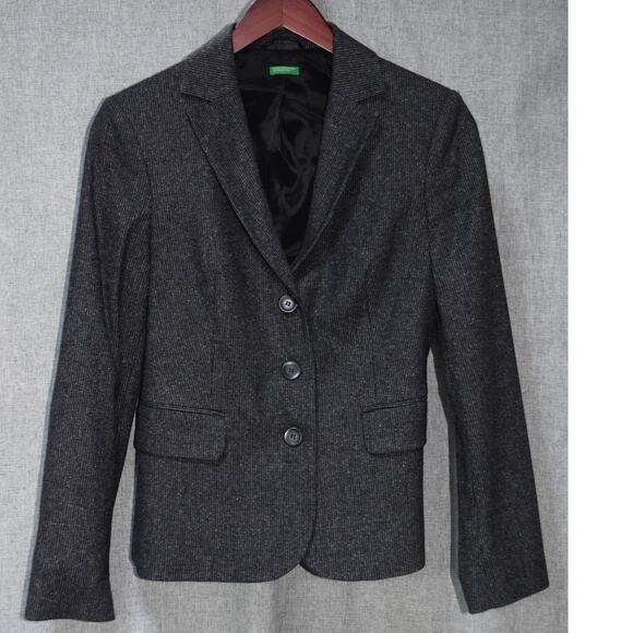 Benetton Gray Wool Blend Pinstripe 3-Button Blazer Jacket Size 40 (US 6) - Picture 1 of 3